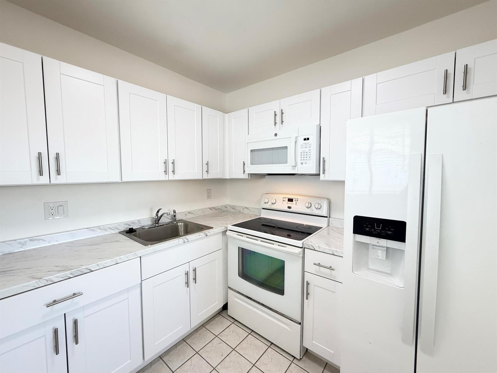 3402 Cynthia Lane # 205, FL 33461 photo 4