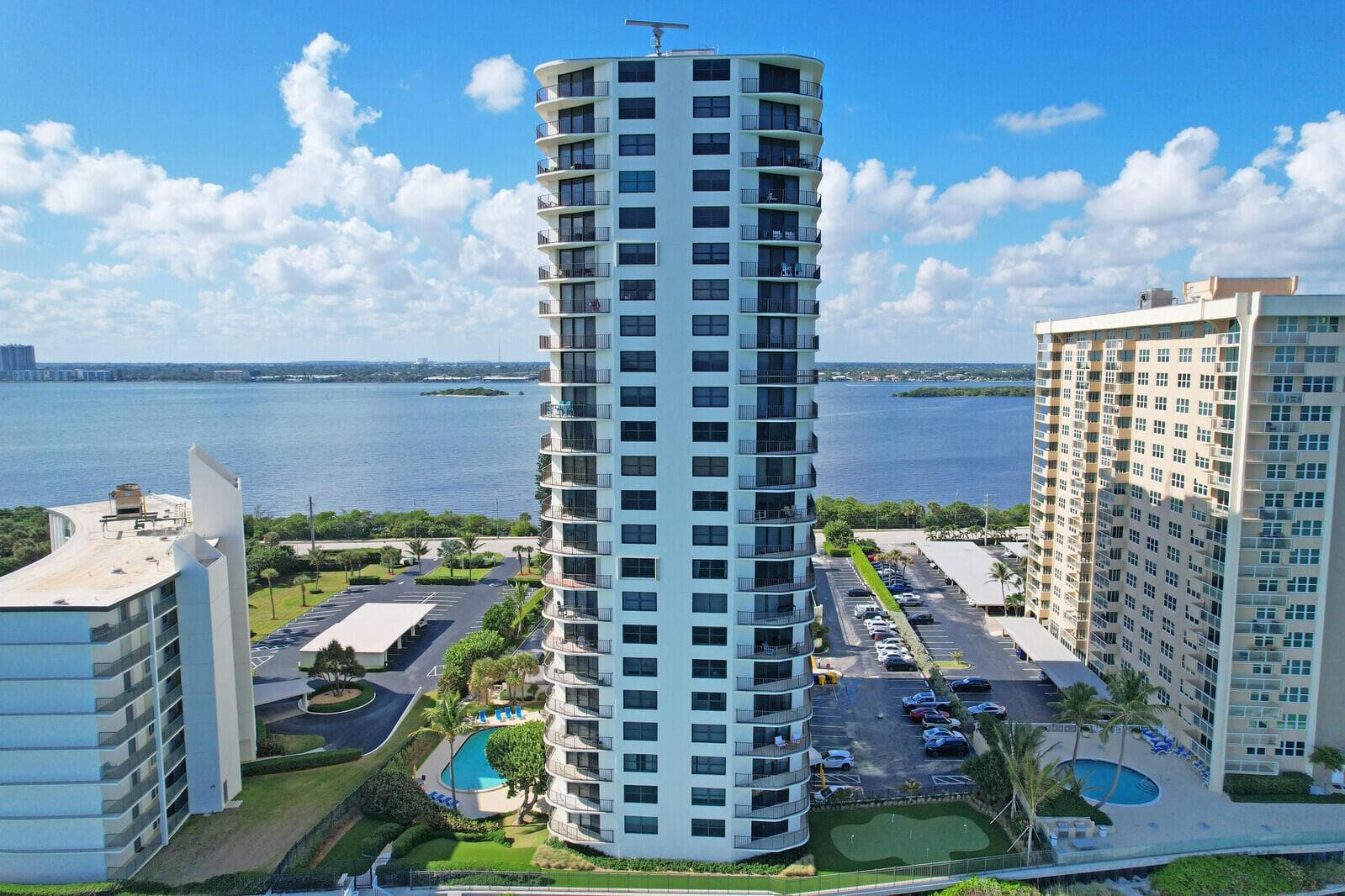 5420 N Ocean Drive # 1803, Singer Island, FL 33404 photo 4