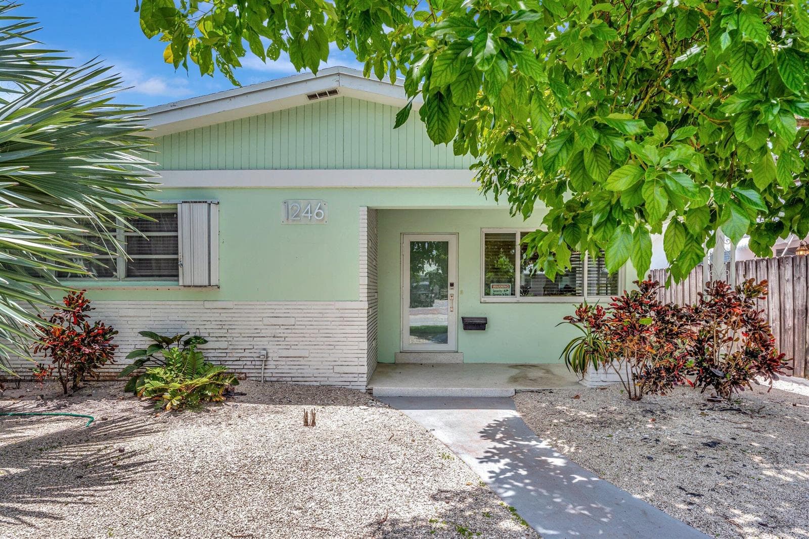 1246 Johnson Street, Hollywood, FL 33019 photo 2