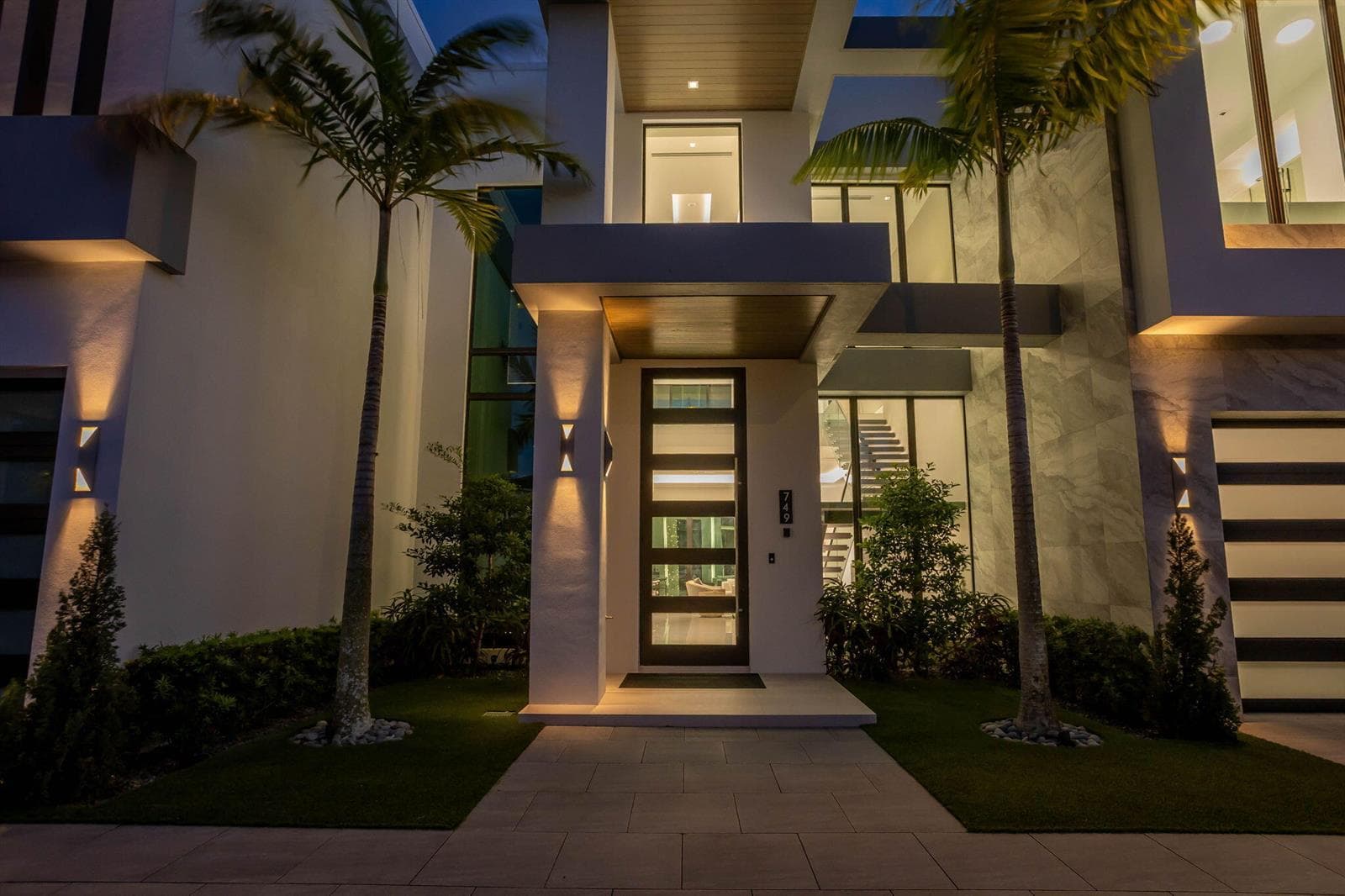 749 Bamboo Drive, Boca Raton, FL 33432 photo 4