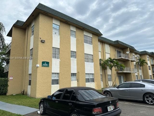 5400 SW 77 Court # 2R, Miami, FL 33155
