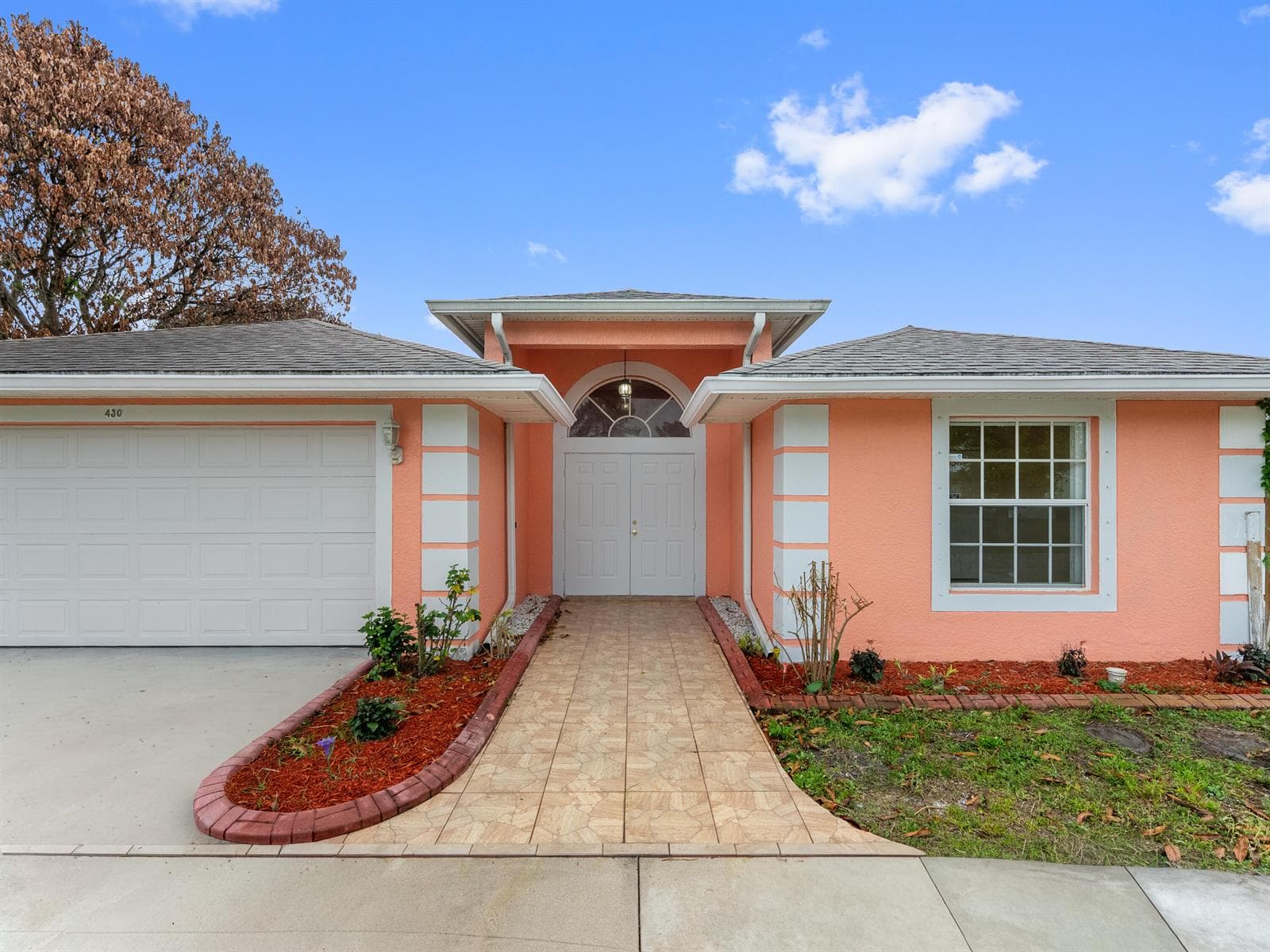 430 SE Thanksgiving Avenue, Port St. Lucie, FL 34984 photo 2