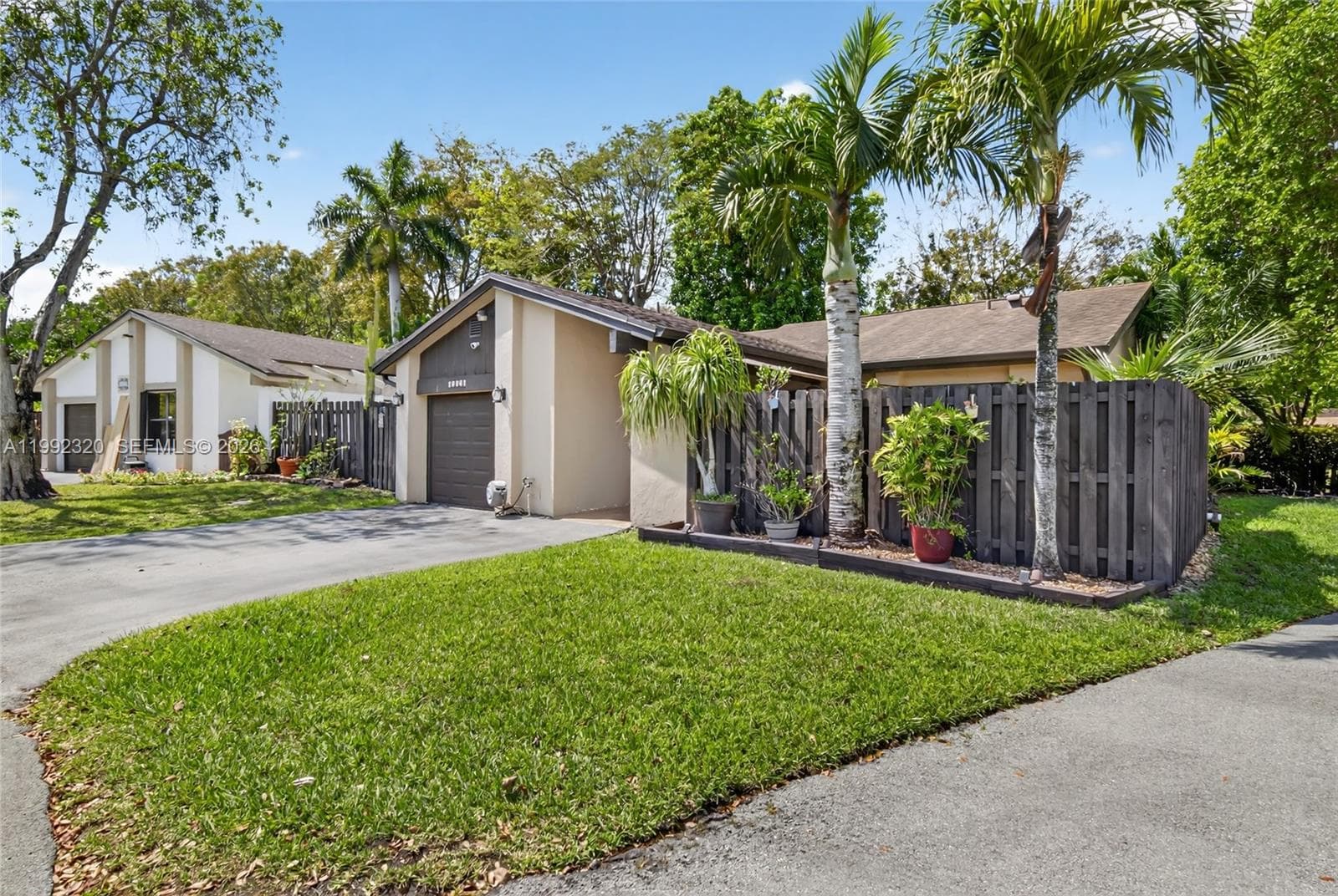 10861 SW 132nd Cir Ct, Miami, FL 33186 photo 2