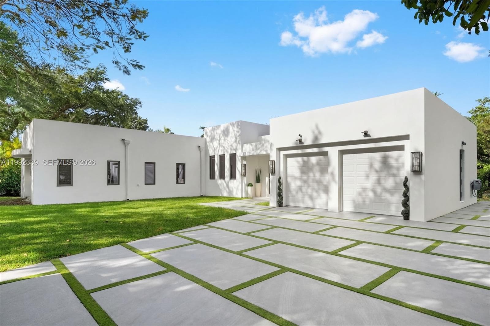 1120 Wallace St, Coral Gables, FL 33134 photo 2