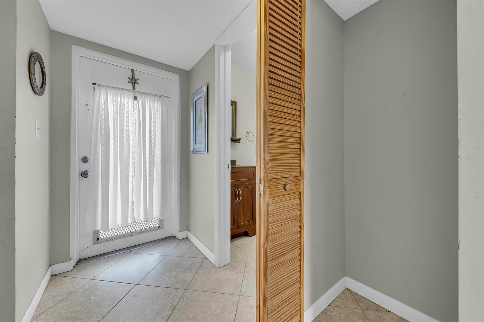 9401 Sunrise Lakes Boulevard # 311, Sunrise, FL 33322 photo 3