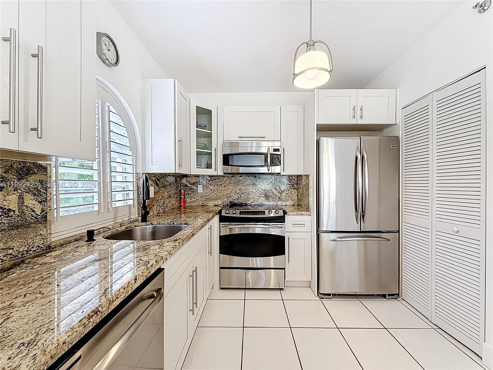 9008 Collins Ave # 303, Surfside, FL 33154 photo 2