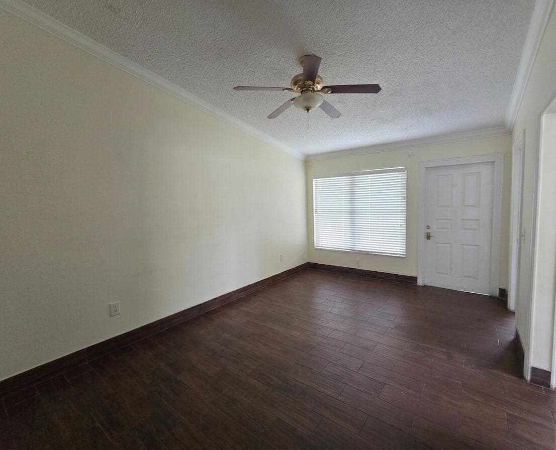 3762 Mil Race Court, FL 33463 photo 2