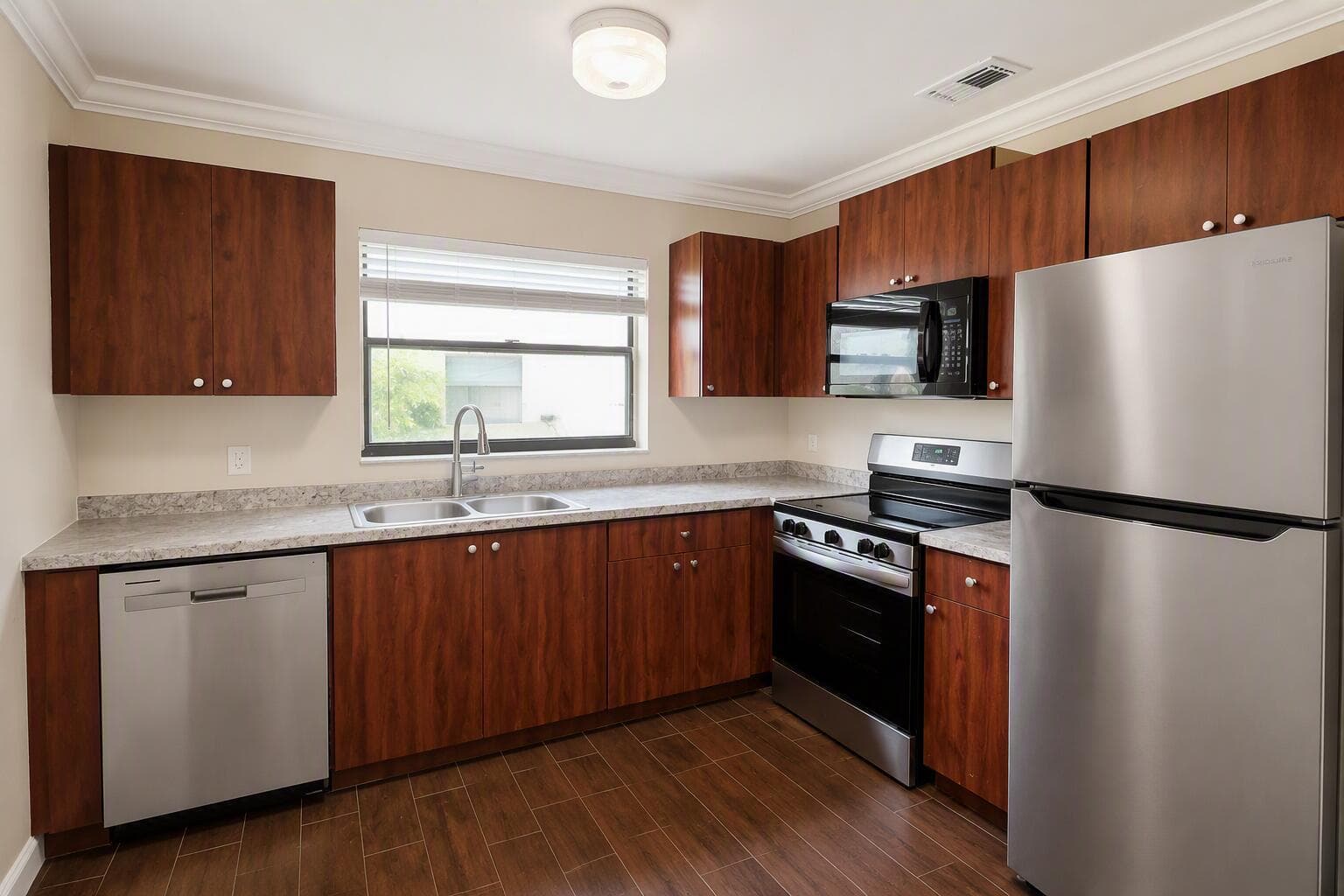 3762 Mil Race Court, FL 33463 photo 4