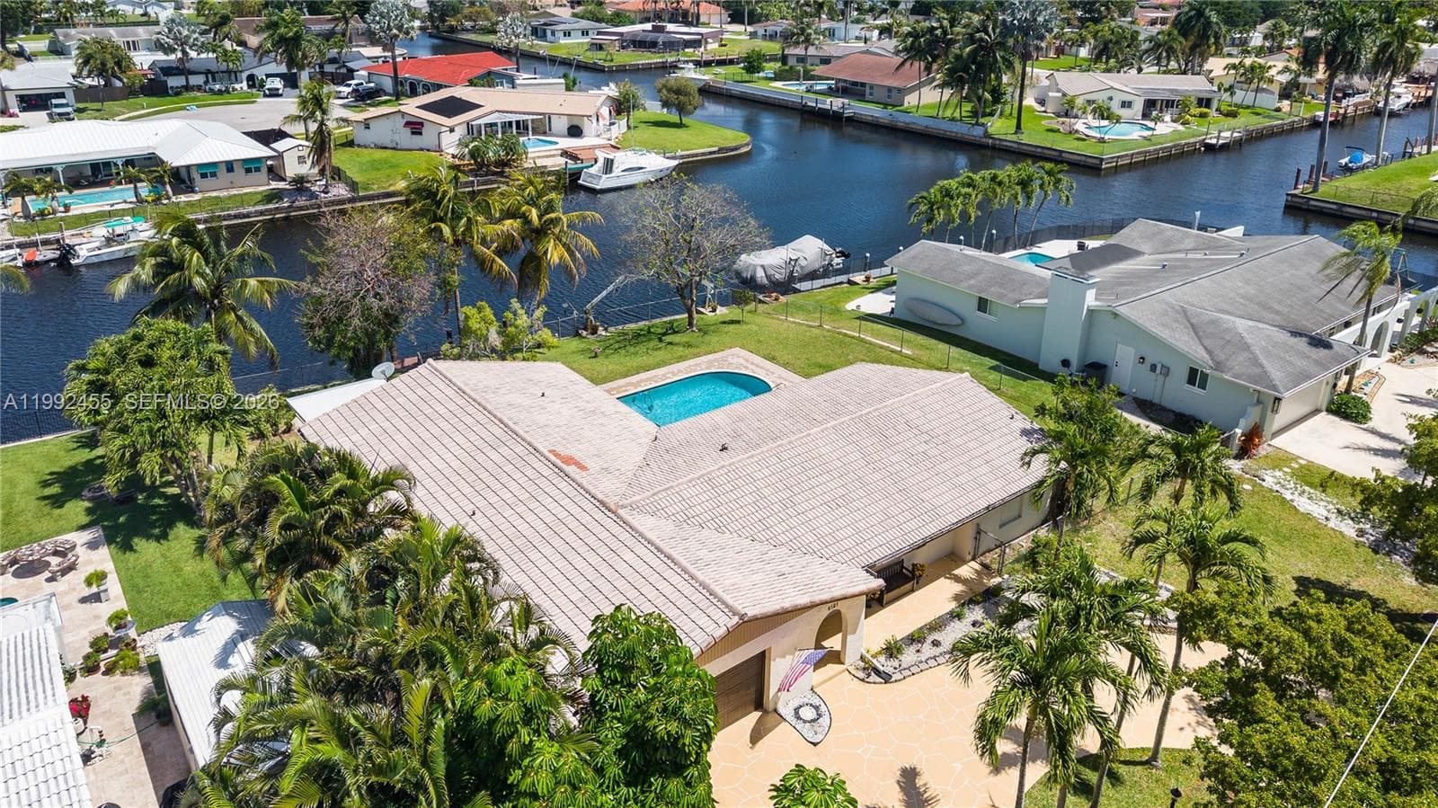 6121 SW 16th St, Plantation, FL 33317 photo 2