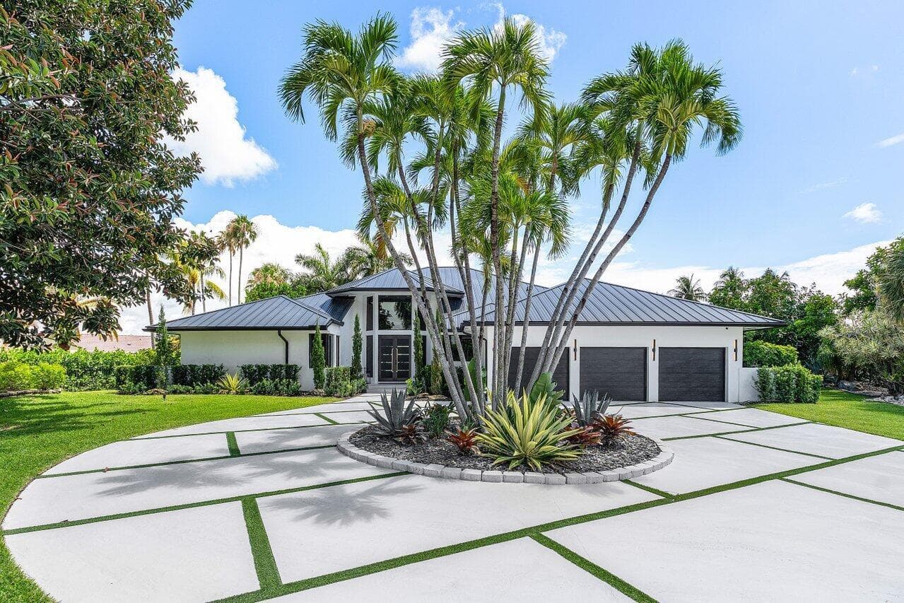 4825 Bocaire Boulevard, Boca Raton, FL 33487 photo 2