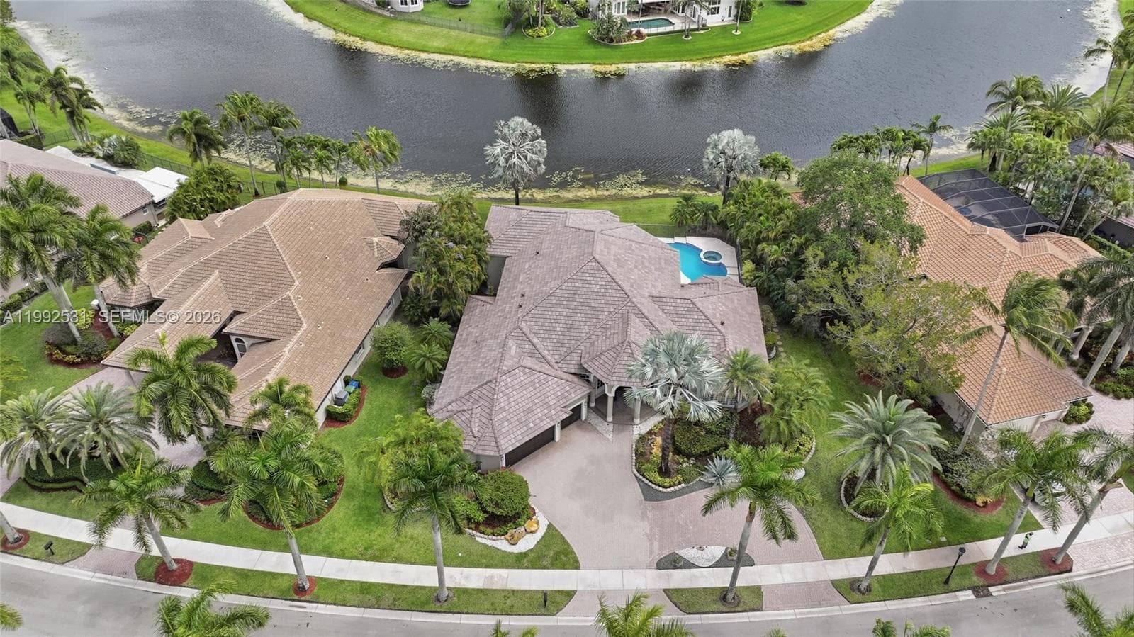 2488 Provence Cir, Weston, FL 33327 photo 2