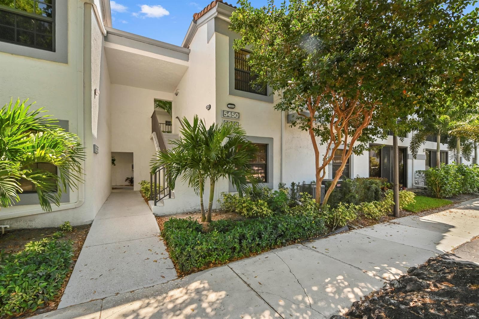 5450 Verona Drive # O, Boynton Beach, FL 33437 photo 2