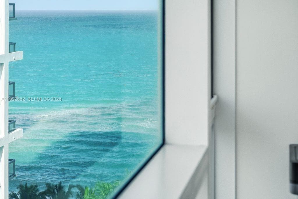 6801 Collins Ave # 1414, Miami Beach, FL 33141 photo 3