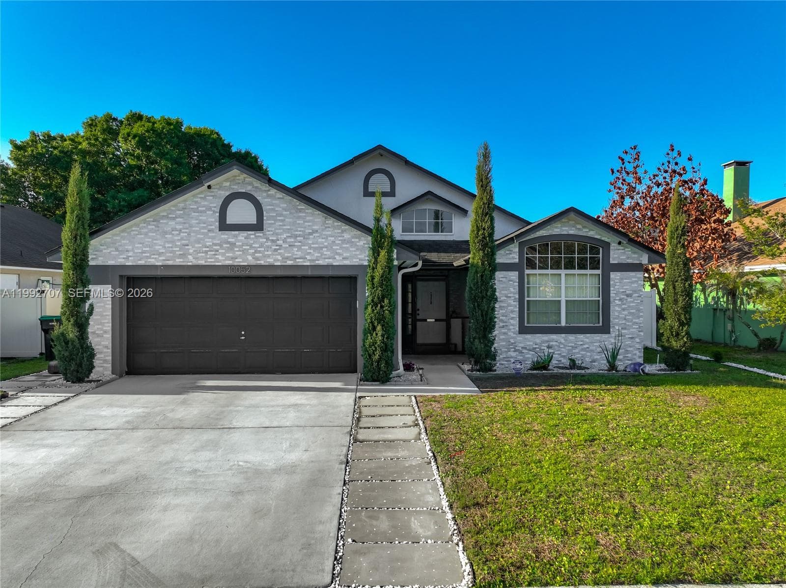 10052 Sandbar Street, Orlando, FL 32825 photo 2