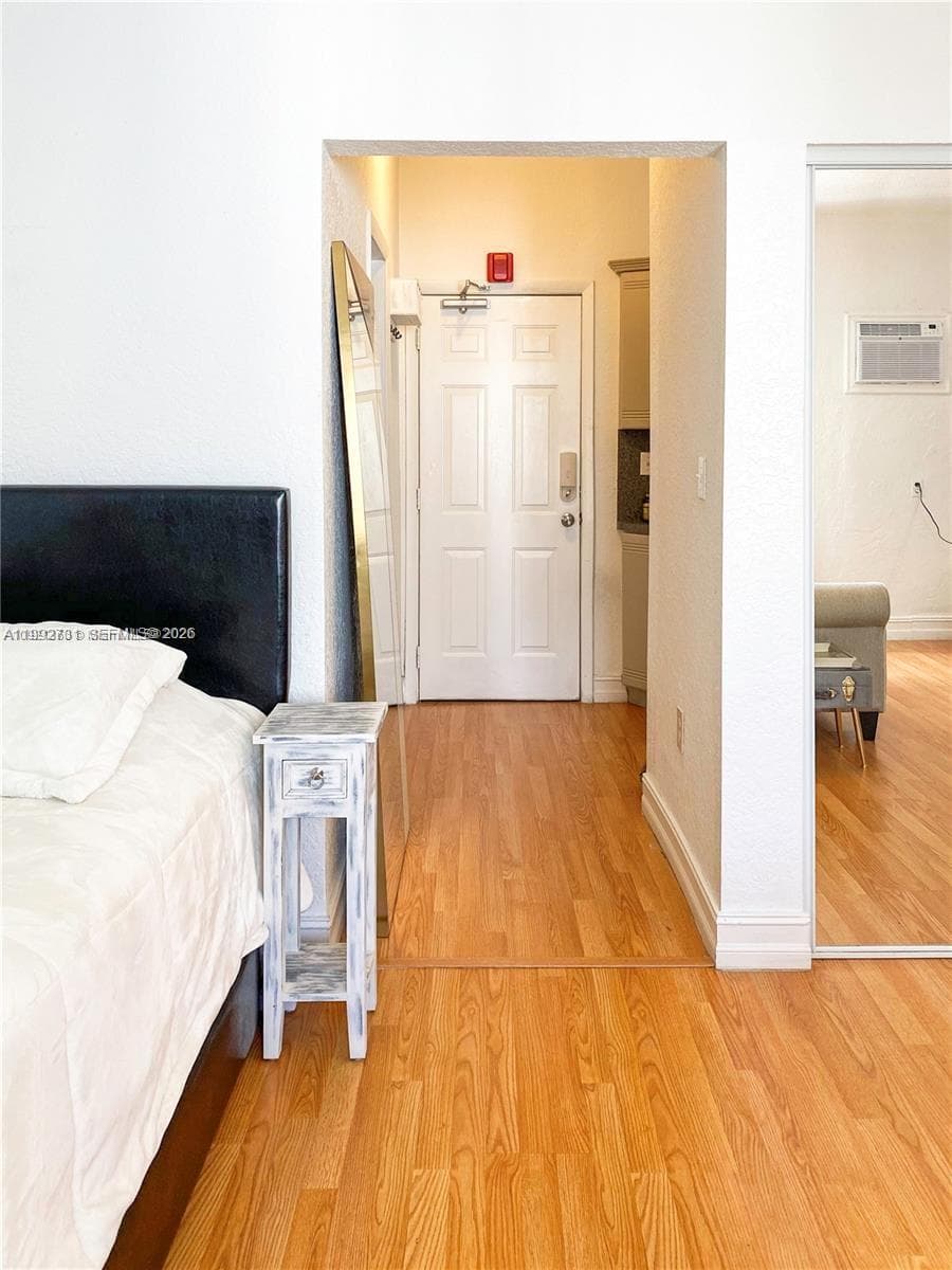 820 Euclid Ave # 203, Miami Beach, FL 33139 photo 4