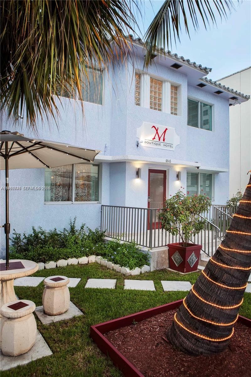6945 Abbott Ave, Miami Beach, FL 33141 photo 5