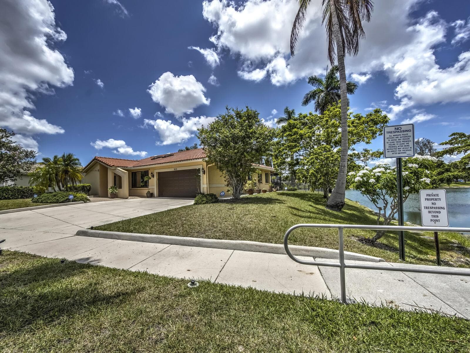 7625 Sunflower Drive, Margate, FL 33063 photo 2