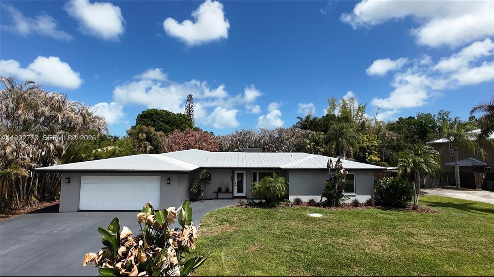 2497 NW South Manor Ave, Stuart, FL 34994 photo 2