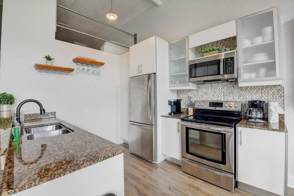185 NE 4th Avenue # 210, Delray Beach, FL 33483 photo 3