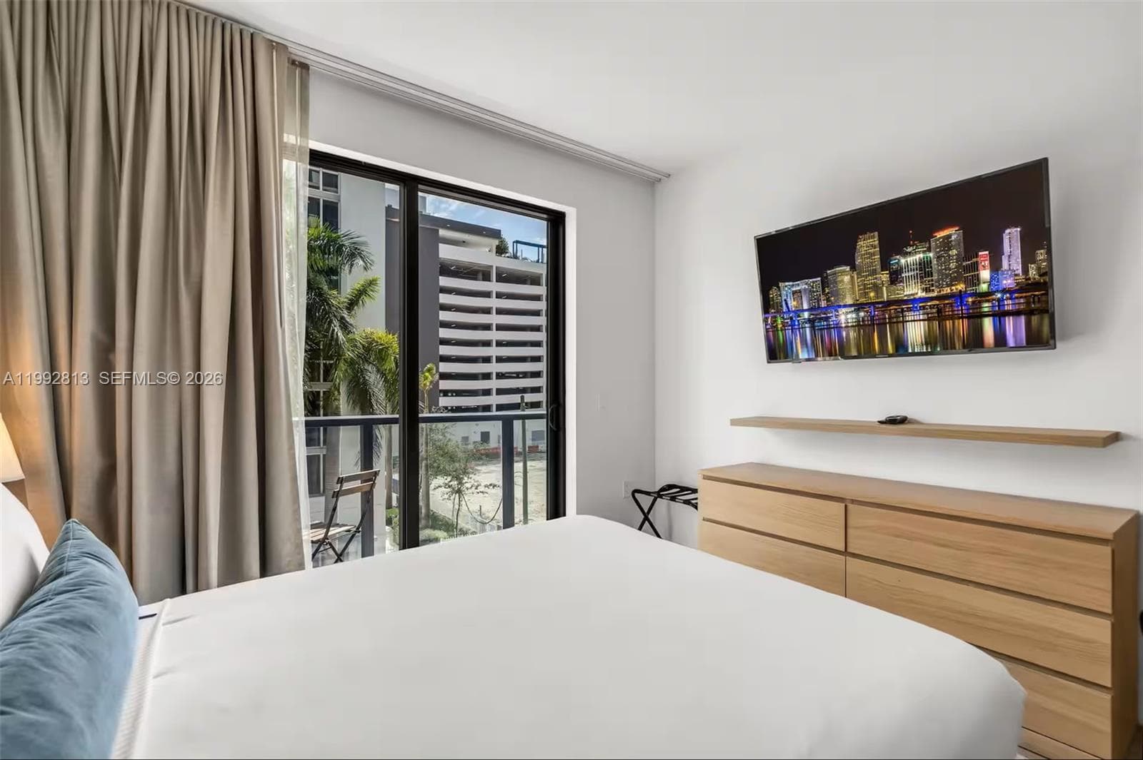 229 SW 9th St # 202, Miami, FL 33130 photo 5