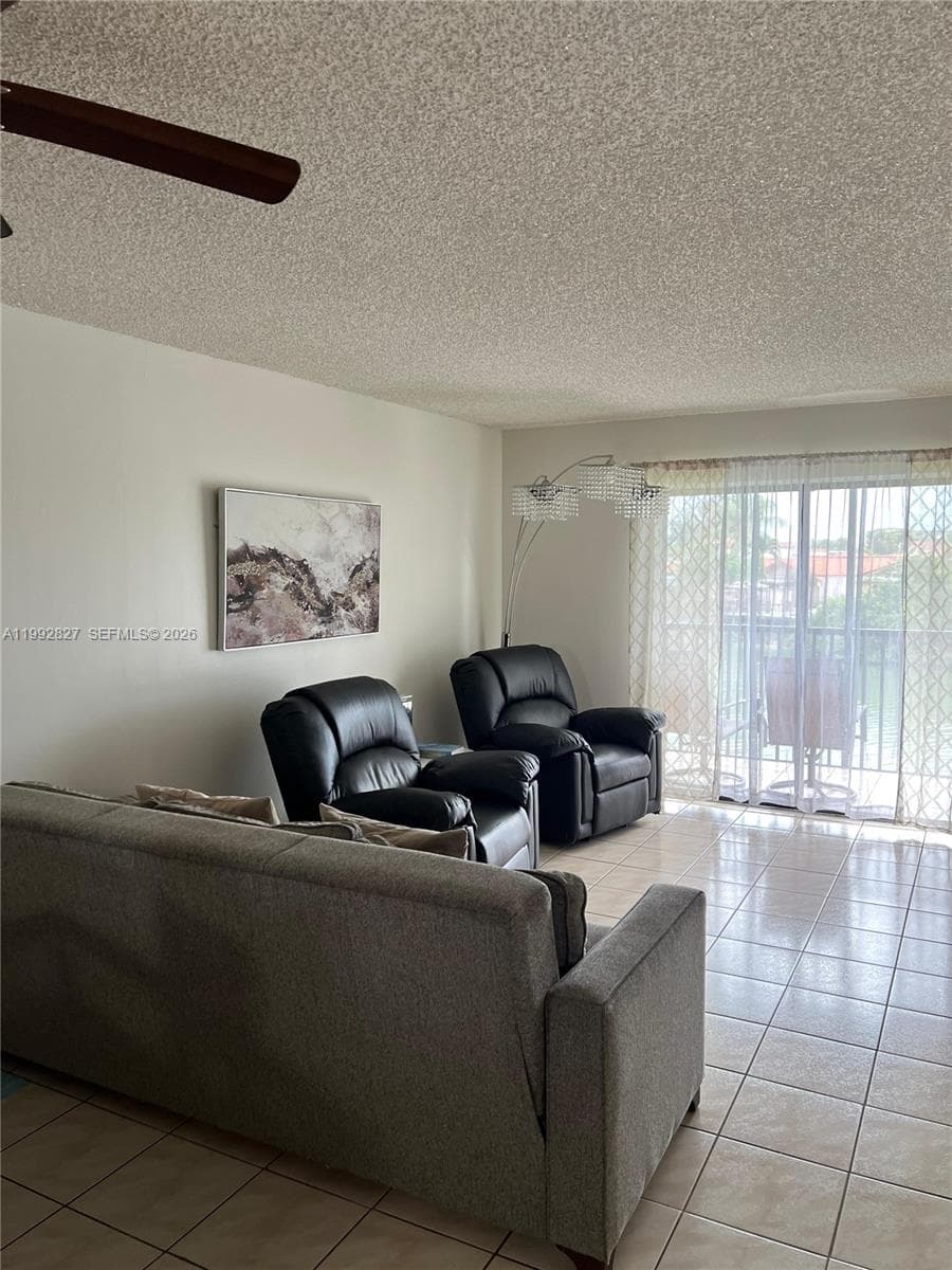 6465 W 27th Ave # 43-202, Hialeah, FL 33016 photo 2
