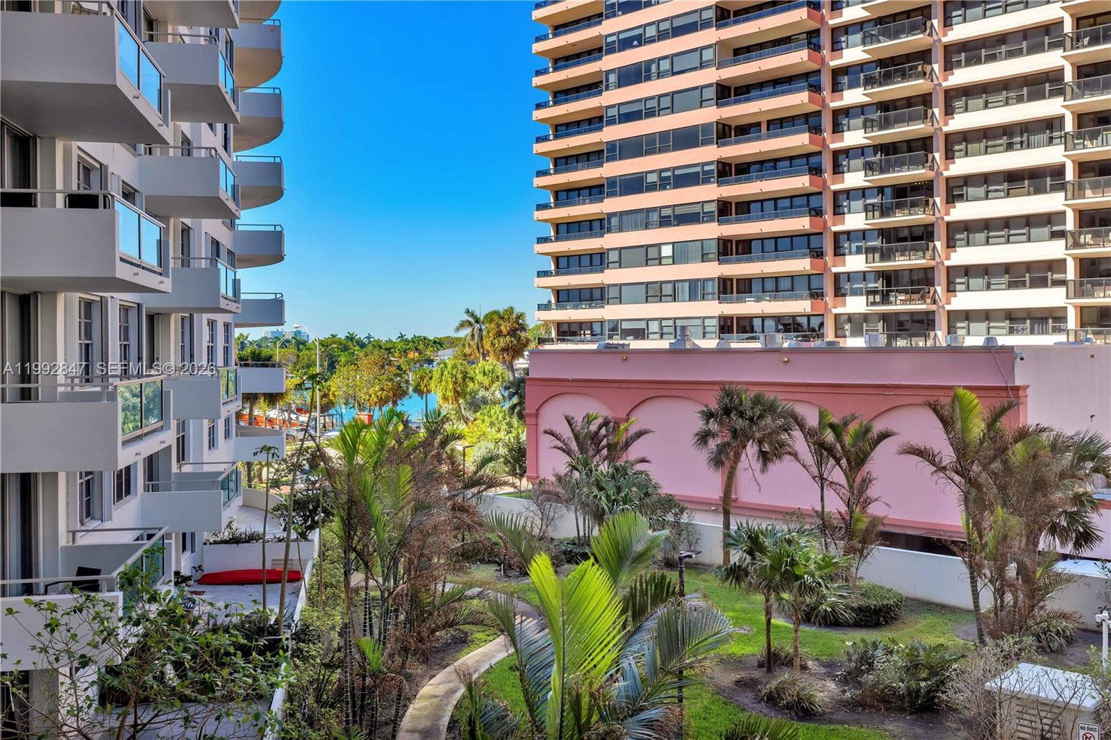 5161 Collins Ave # 410, Miami Beach, FL 33140