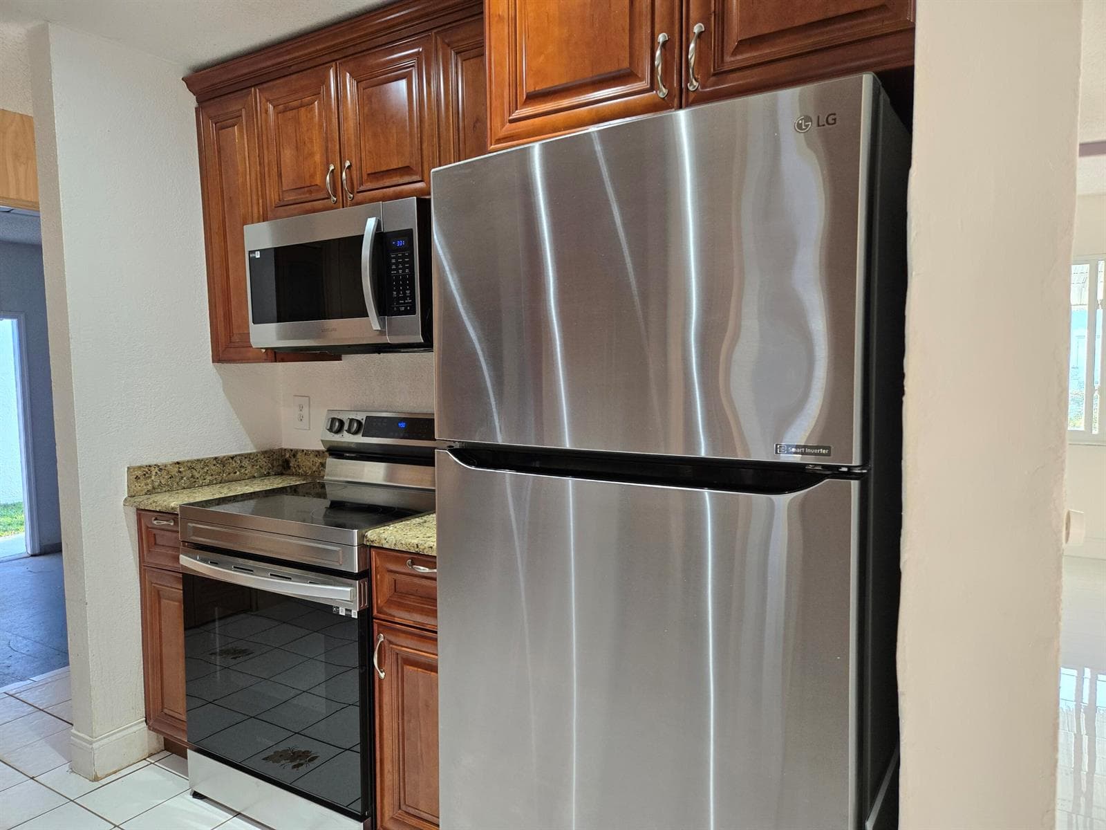 1320 NW 82nd Avenue, Plantation, FL 33322 photo 4