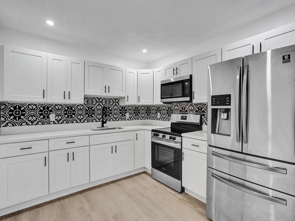 3661 NE 8th Avenue, Oakland Park, FL 33334 photo 5