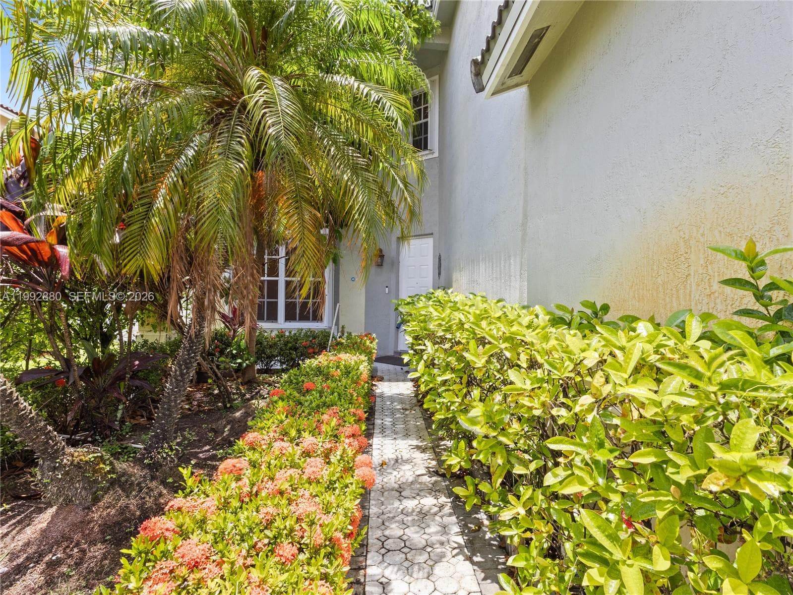 1764 NW 166th Ave, Pembroke Pines, FL 33028 photo 2