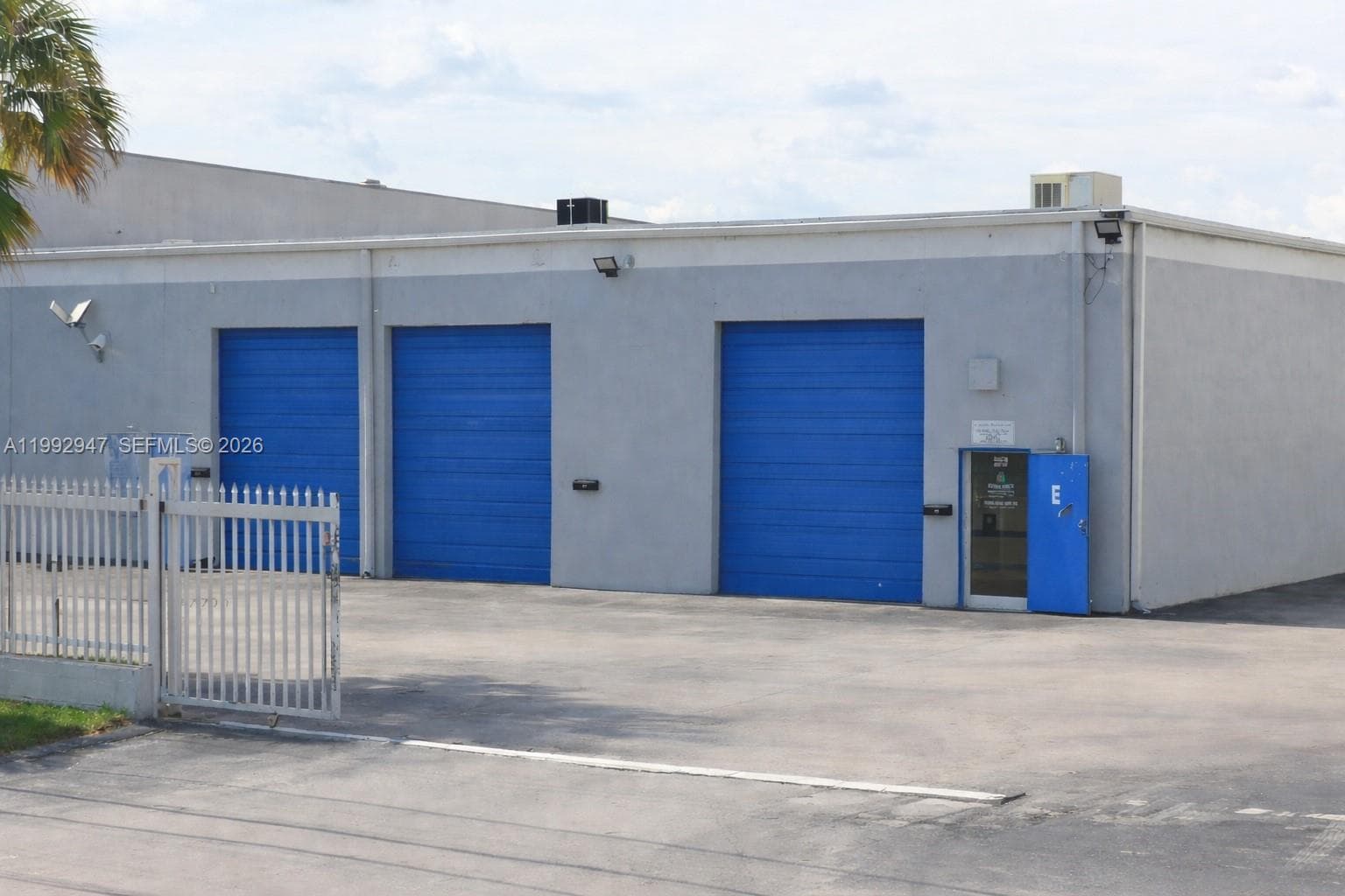7215 NW 41st St # B & C, Miami, FL 33166