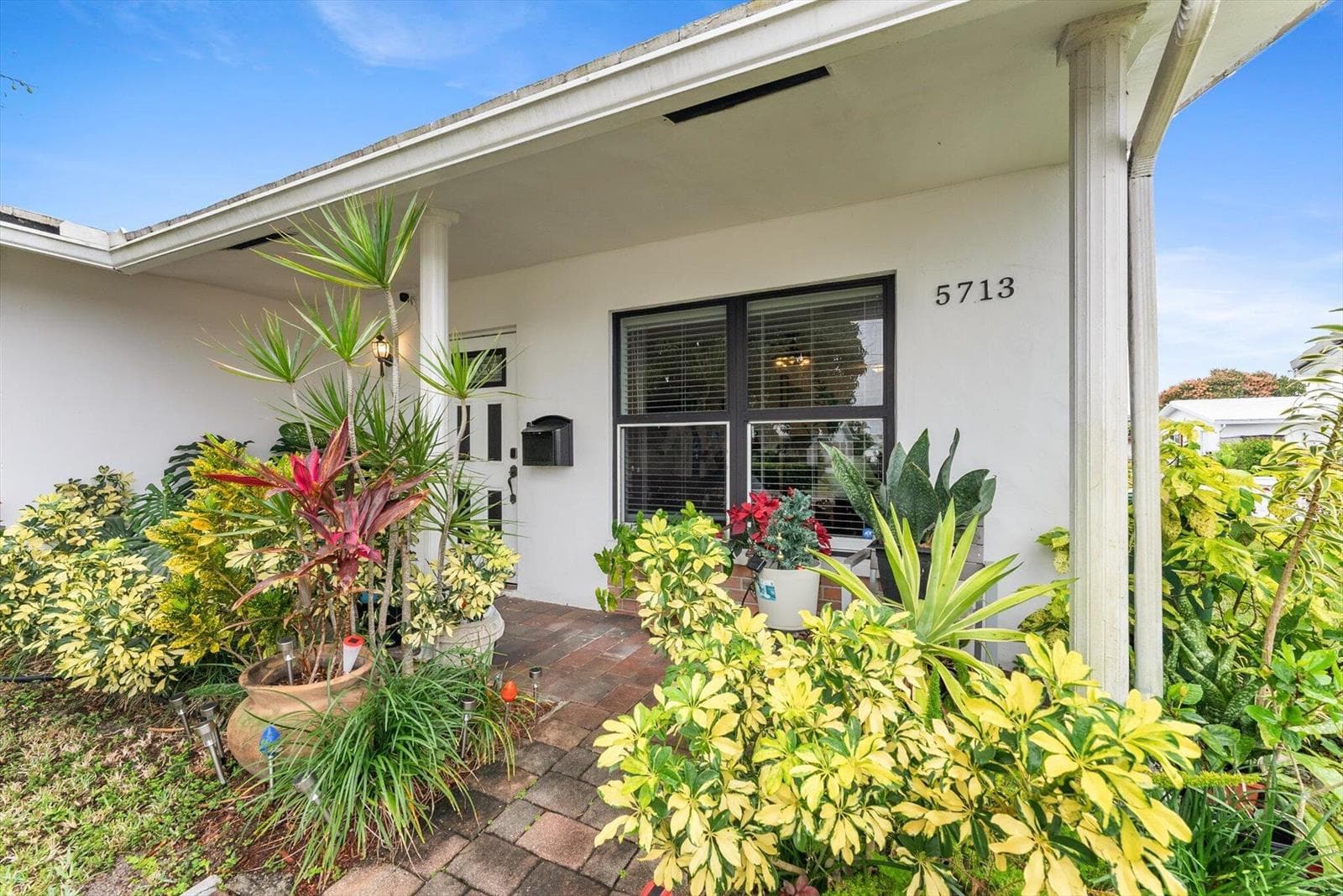 5713 NW 84th Terrace, Tamarac, FL 33321 photo 4
