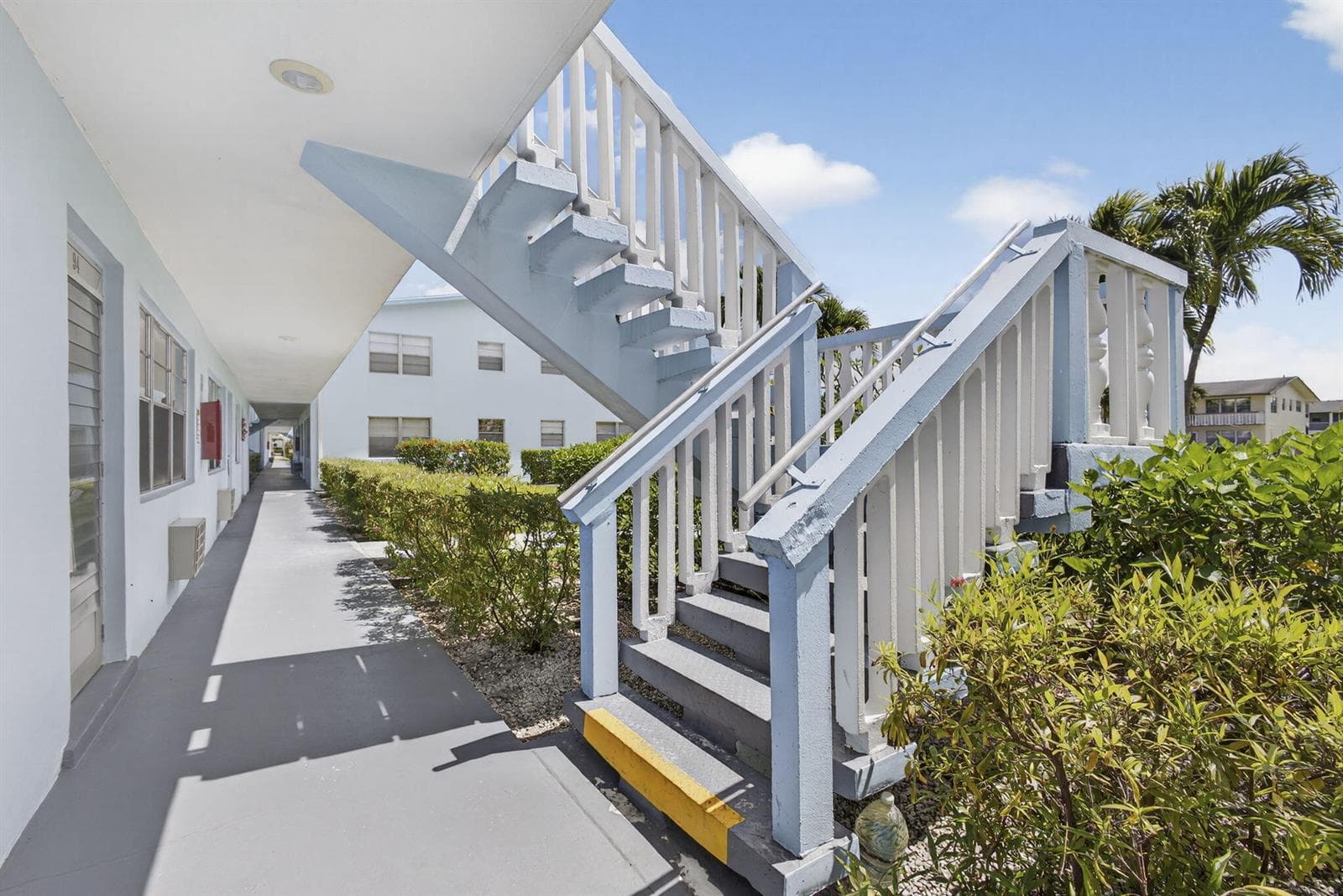 106 Camden E, West Palm Beach, FL 33417 photo 4