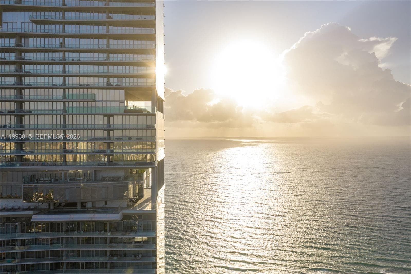18501 Collins Ave # 2504, Sunny Isles Beach, FL 33160 photo 3