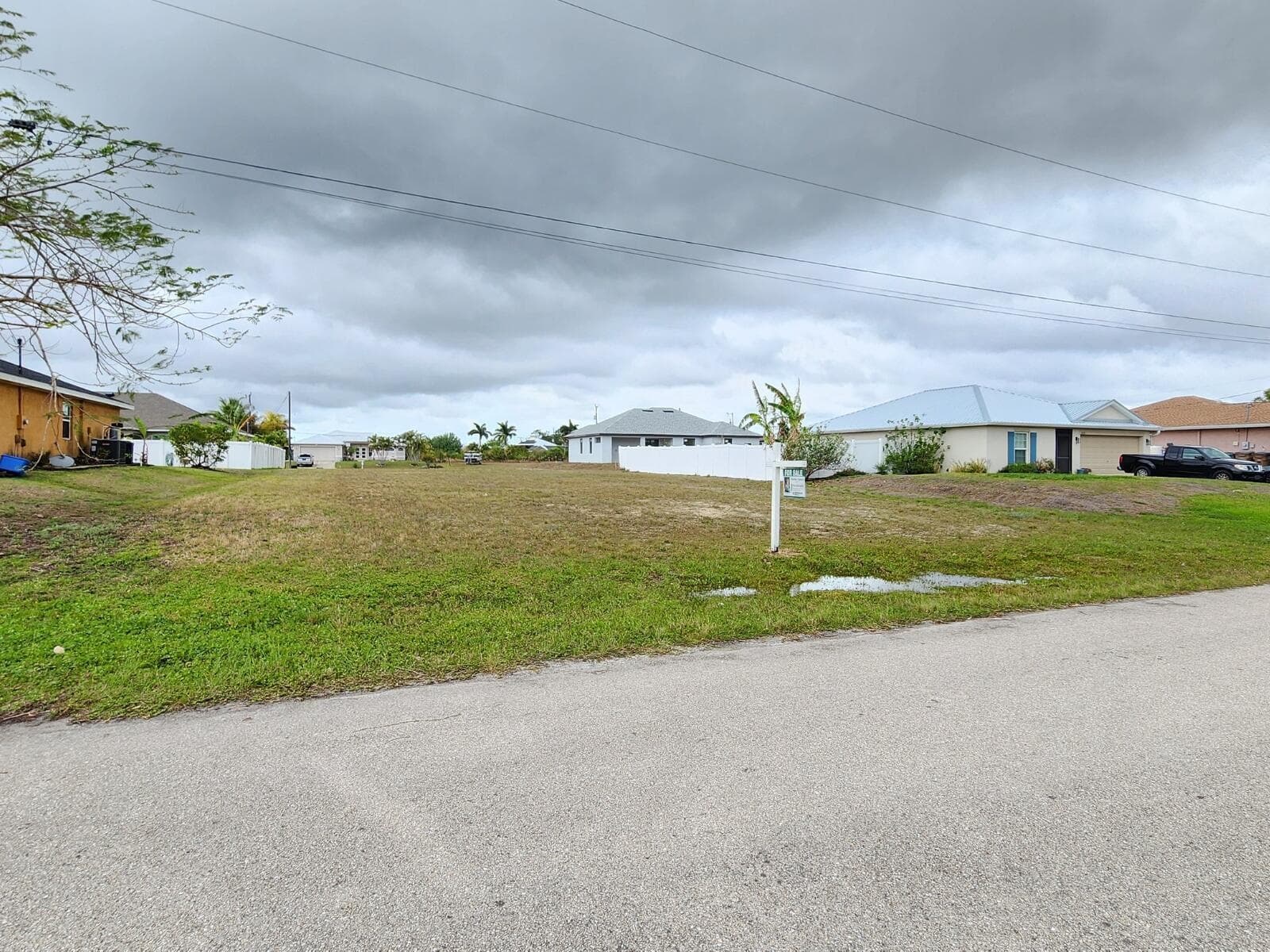 3222 NE 13th Court, Cape Coral, FL 33909 photo 3