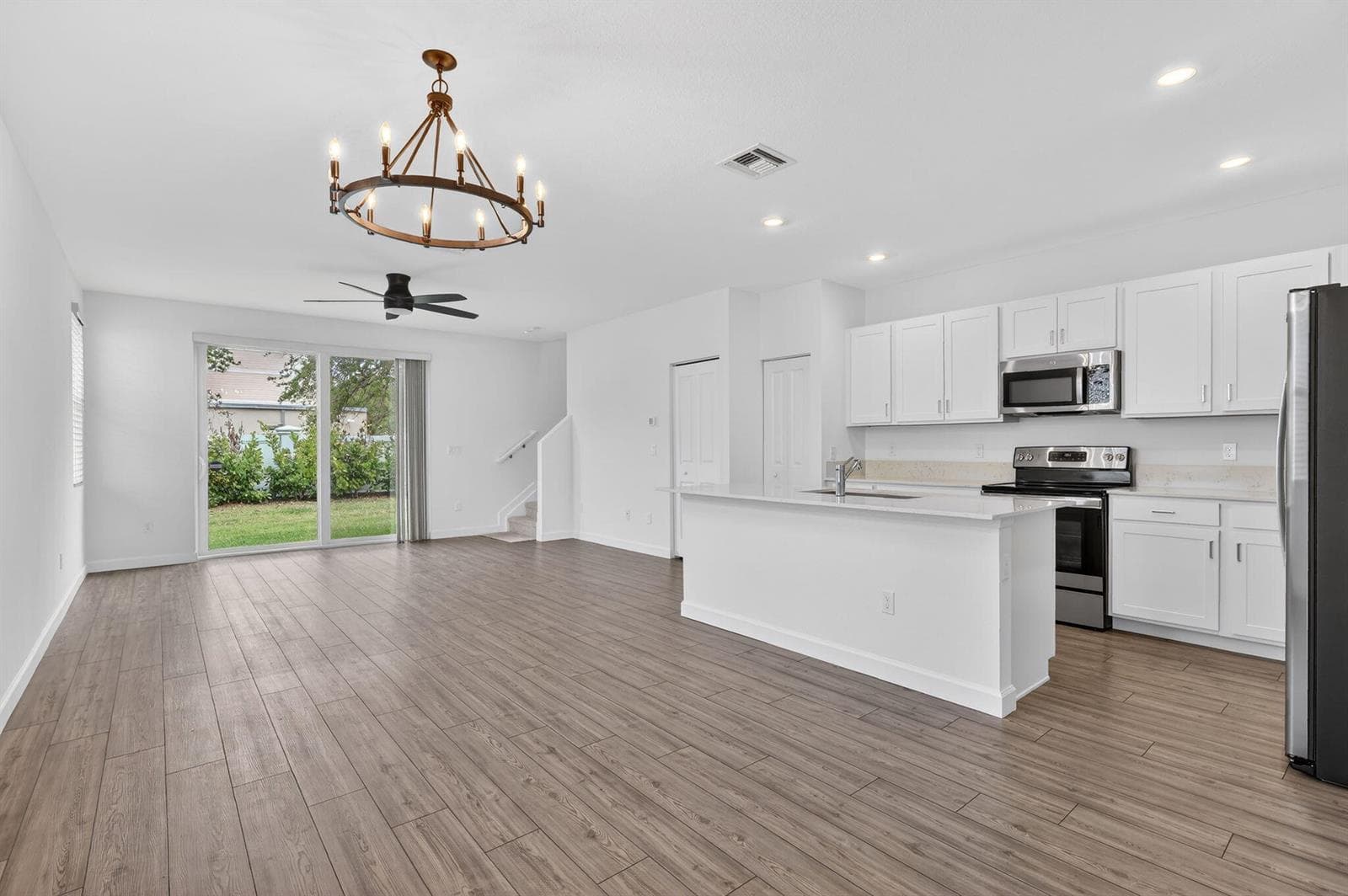 211 SE Woodbark Street, Port St. Lucie, FL 34984 photo 2