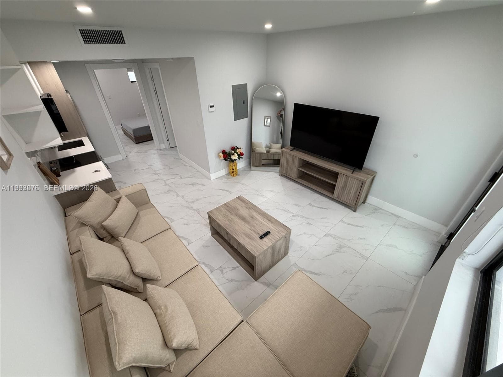 944 Jefferson Ave # 13, Miami Beach, FL 33139 photo 2