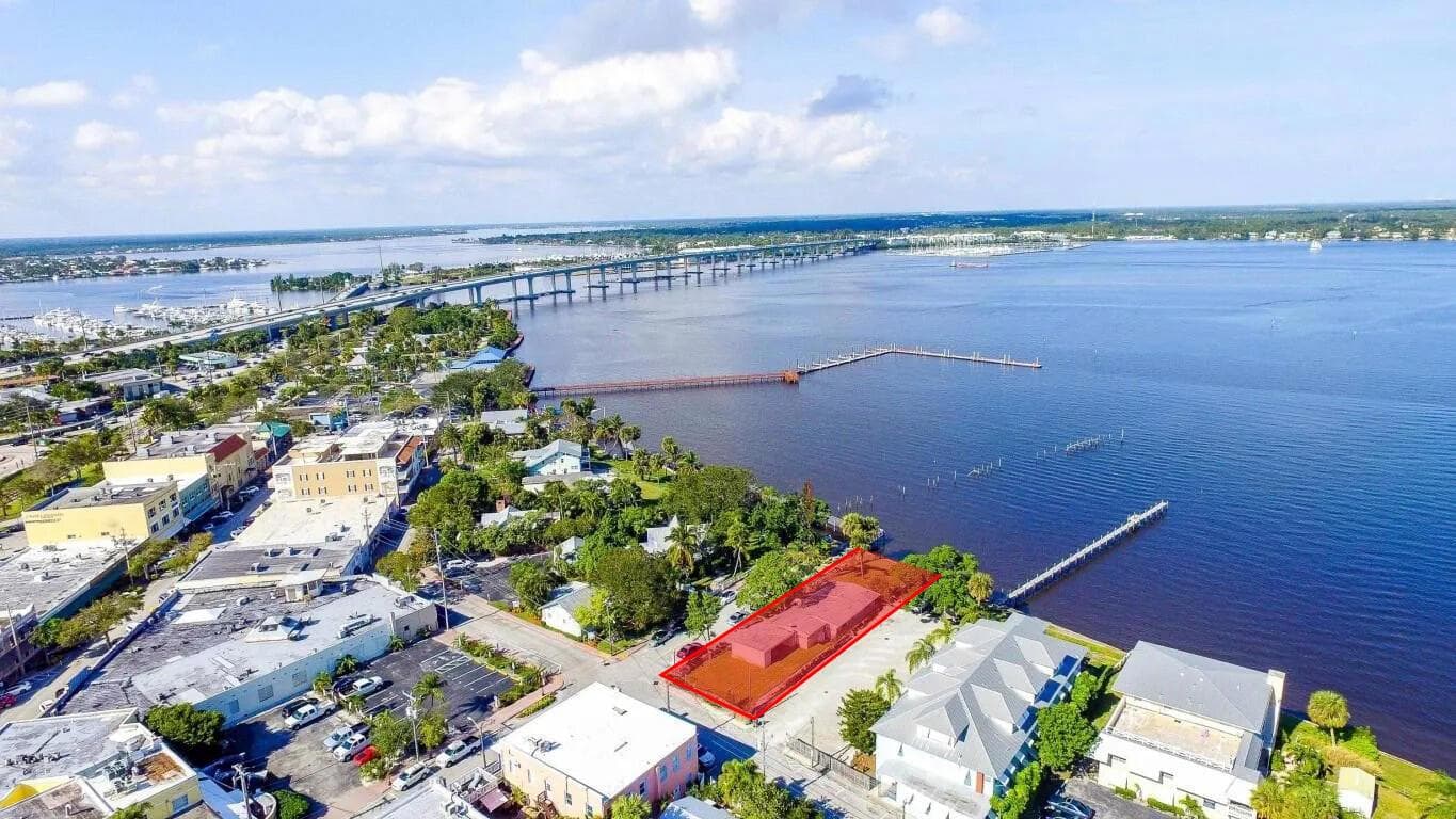 101 S Colorado Avenue, Stuart, FL 34994