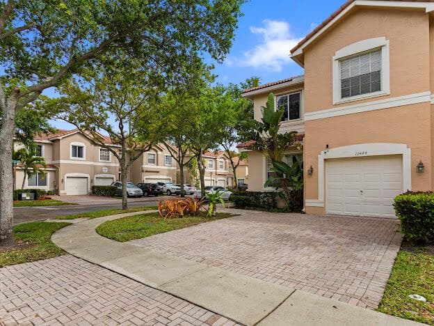 12444 SW 42nd Street, Miramar, FL 33027 photo 3