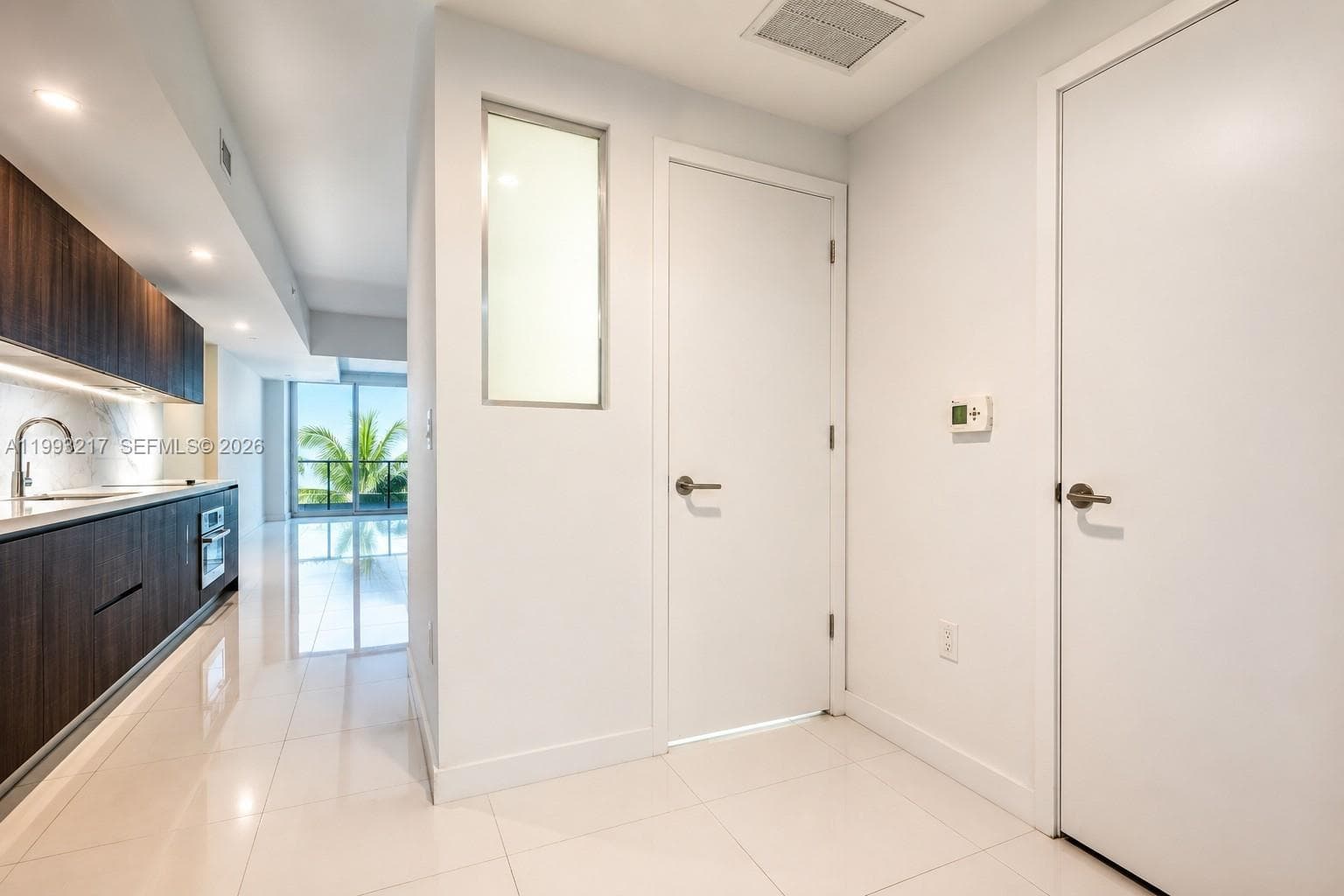 851 NE 1st Ave # 205, Miami, FL 33132 photo 4