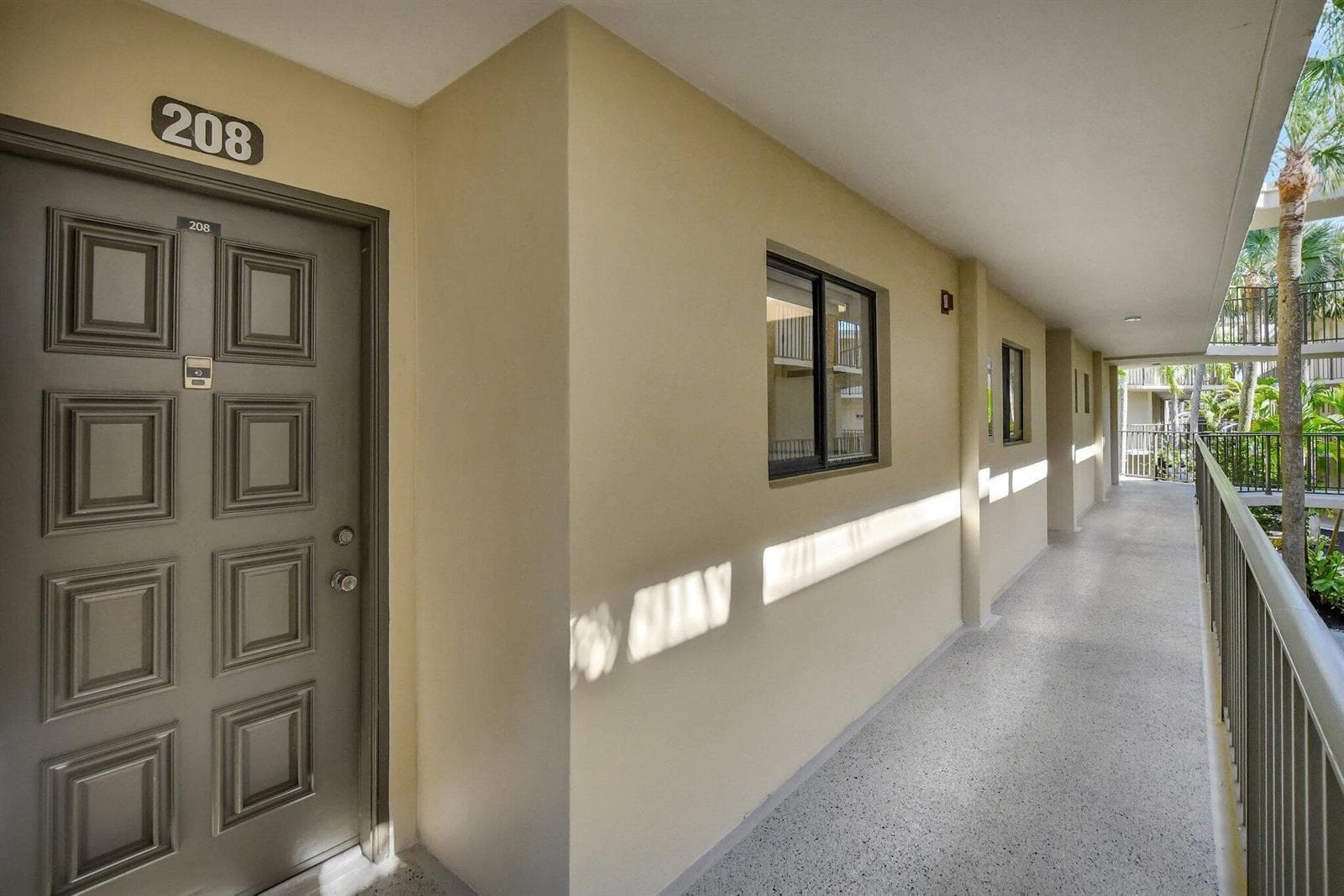 5340 Las Verdes Circle # 208, Delray Beach, FL 33484 photo 3