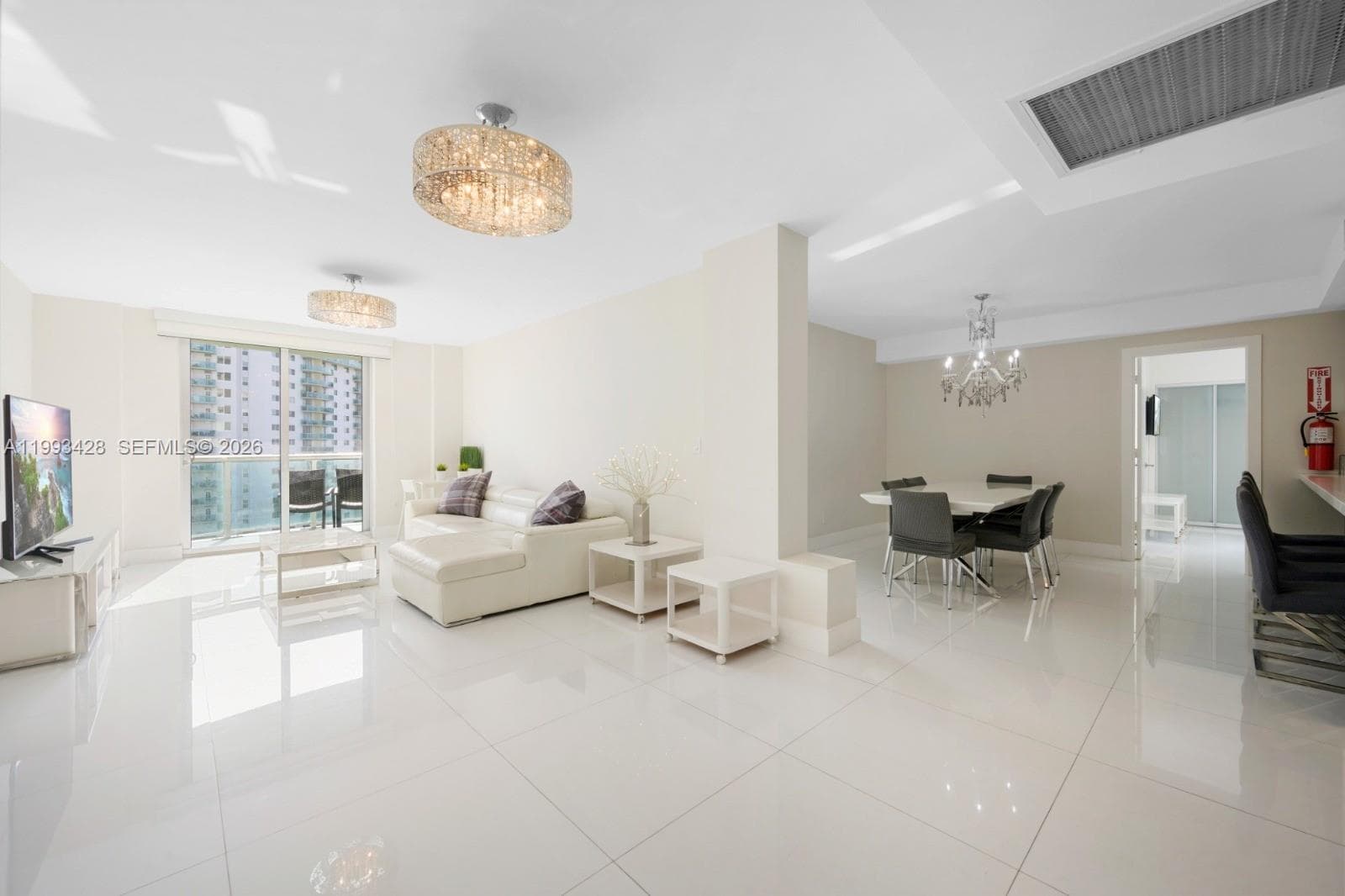19370 Collins Ave # 916, Sunny Isles Beach, FL 33160 photo 5