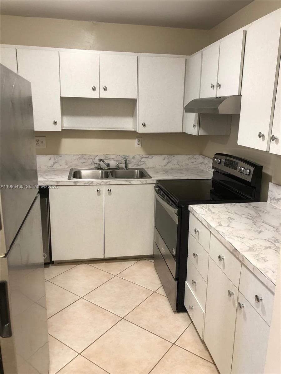4118 NW 88th Ave # 207, Coral Springs, FL 33065 photo 4