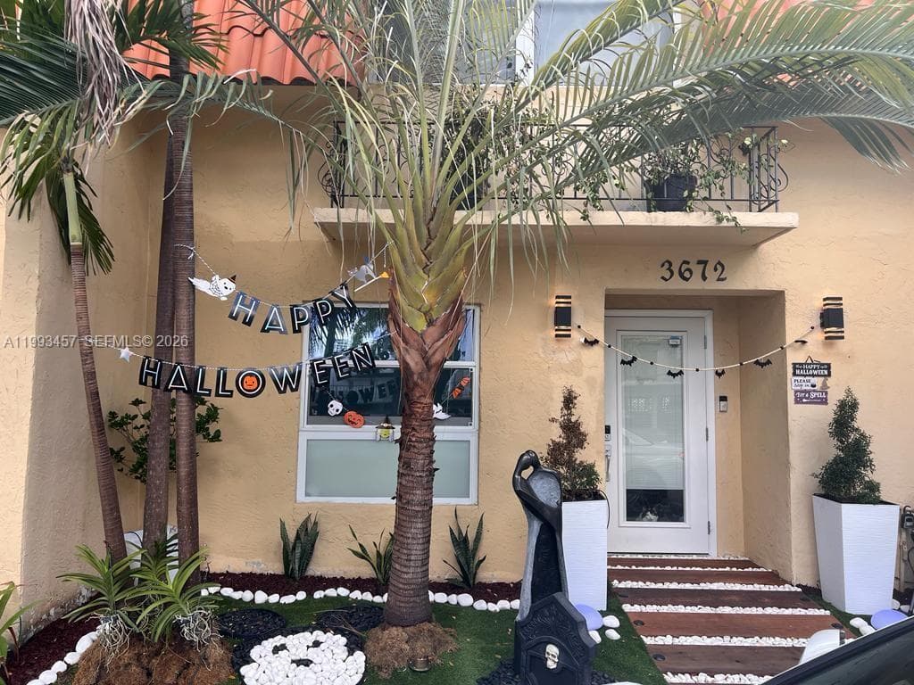 3672 NE 167th St # 31, North Miami Beach, FL 33160