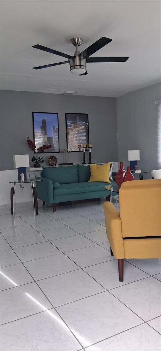 1519 S 24th Terrace, Hollywood, FL 33020 photo 2