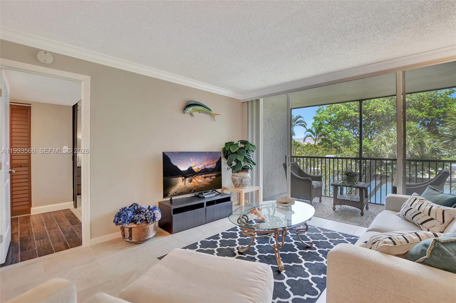 14 Royal Palm Way # 303 (Available Jan 1), Boca Raton, FL 33432