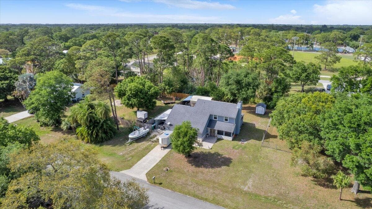 7202 Kenwood Road, Fort Pierce, FL 34951 photo 2