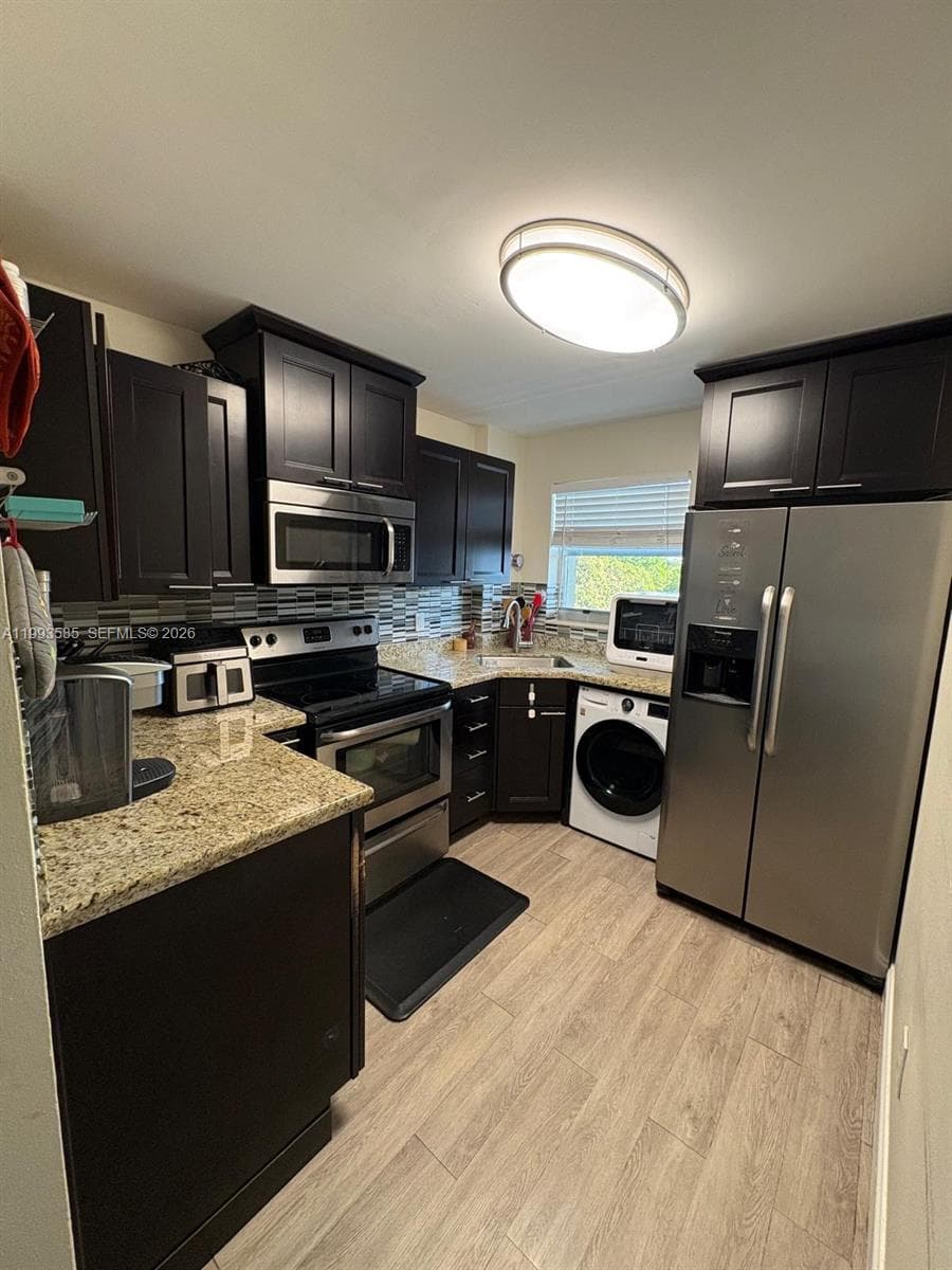 910 Michigan Ave # 505, Miami Beach, FL 33139 photo 2
