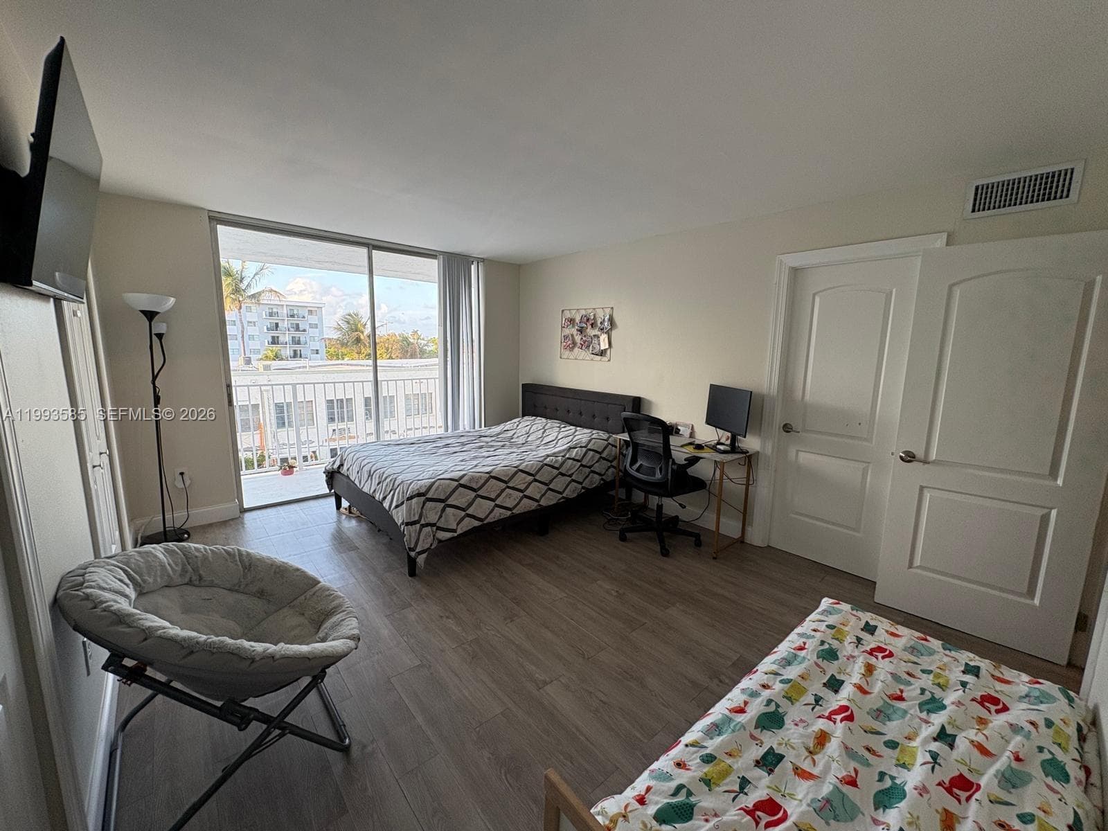 910 Michigan Ave # 505, Miami Beach, FL 33139 photo 4