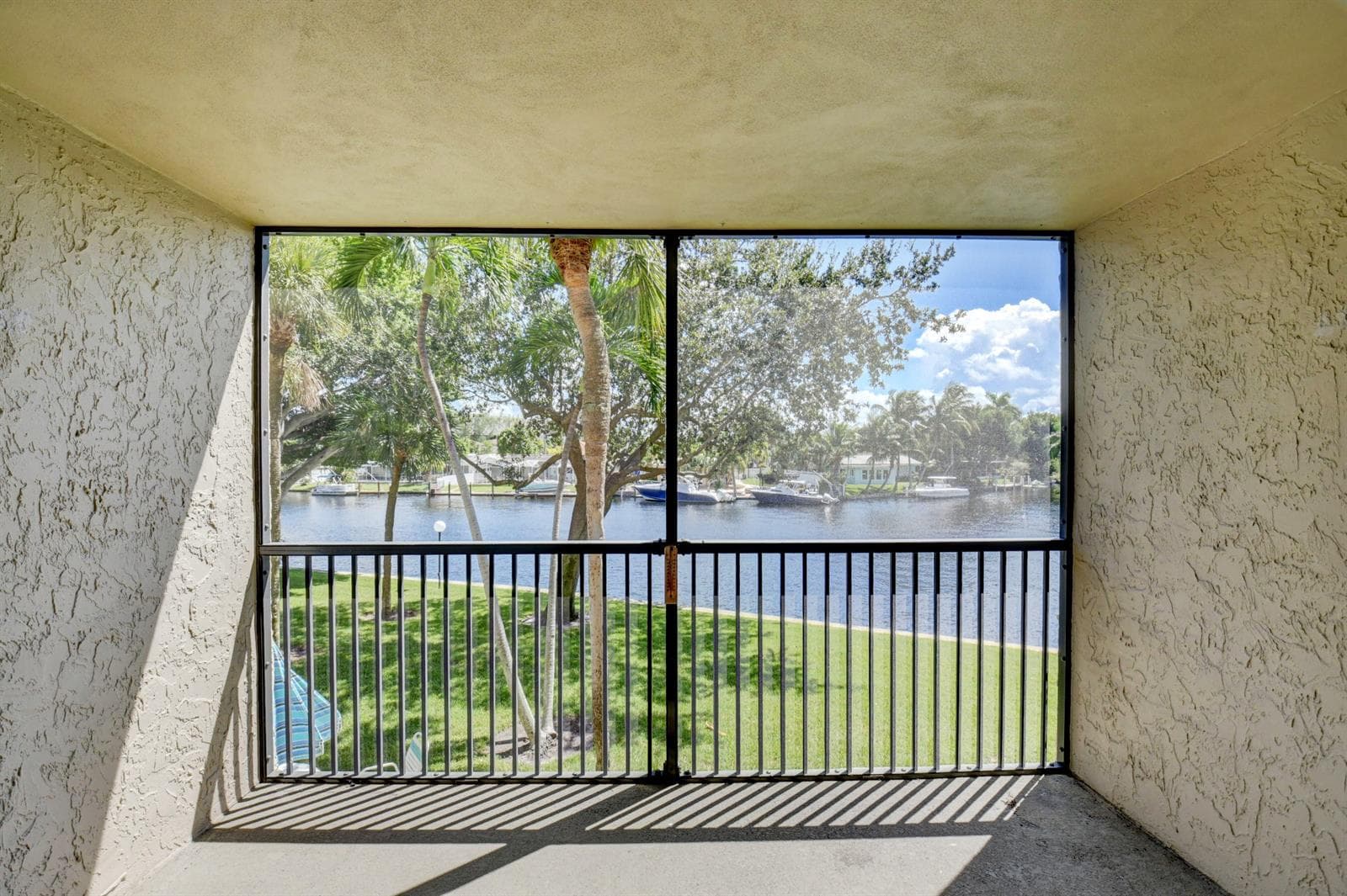 14 Royal Palm Way # 2050, Boca Raton, FL 33432 photo 2