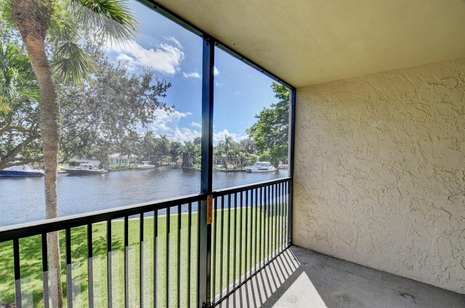 14 Royal Palm Way # 2050, Boca Raton, FL 33432 photo 3